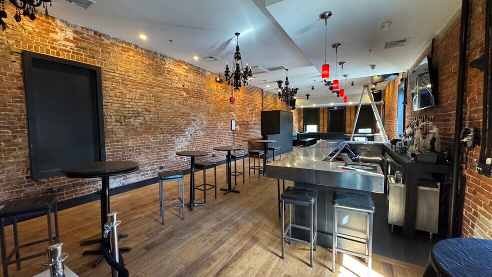 More Photos Of 215-217 Broadway, Bethlehem Restaurant For Lease