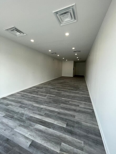 More Photos Of 4788-4790 Langston Blvd, Arlington Storefront For Sale