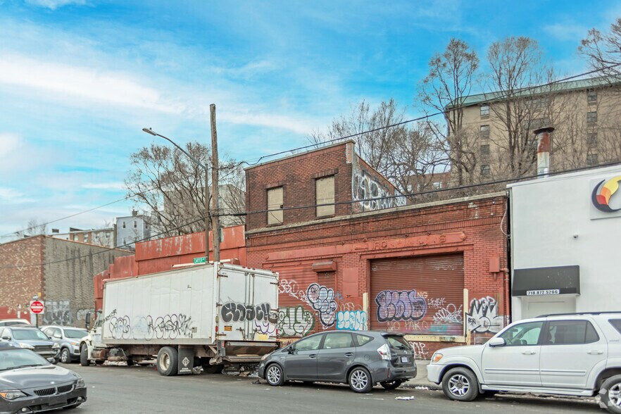 Primary Photo Of 1801 Carter Ave, Bronx Industrial For Sale