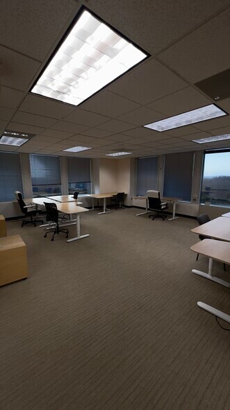 More Photos Of 7500 Greenway Center Dr, Greenbelt Office For Lease