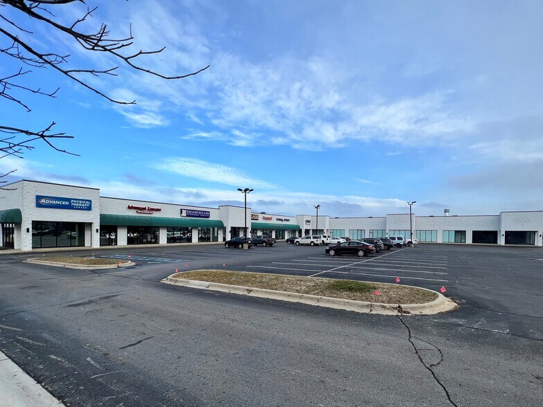 More Photos Of 6650 Highland Rd, Waterford Unknown For Lease