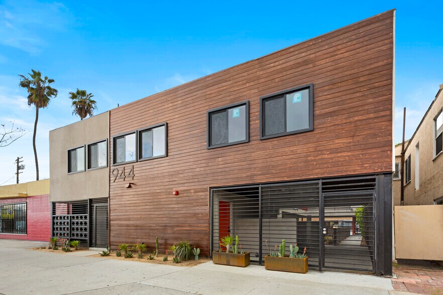 More Photos Of 944 Pacific Ave, Long Beach Apartments For Sale