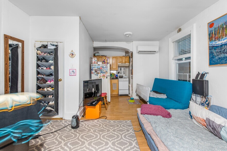 More Photos Of 129-131 W Susquehanna Ave, Philadelphia Apartments For Sale