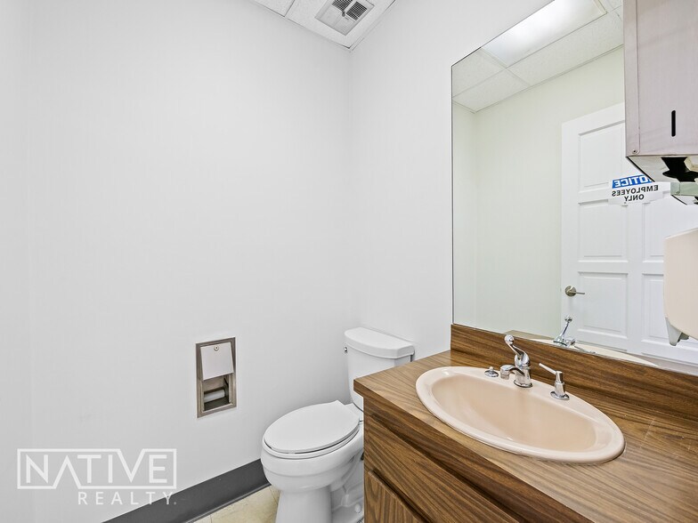 More Photos Of 4801 N Federal Hwy, Fort Lauderdale Medical For Sale