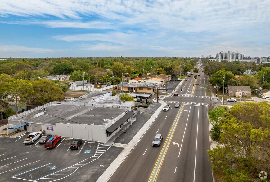 More Photos Of 3705 5th Ave N, Saint Petersburg General Retail For Lease