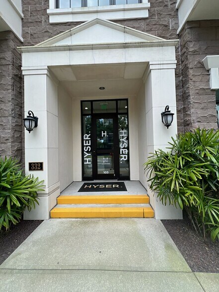 More Photos Of 99-141 S New York Ave, Winter Park Apartments For Sale