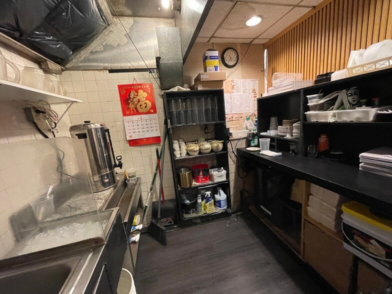 More Photos Of 5432 Walnut St, Pittsburgh Restaurant For Lease
