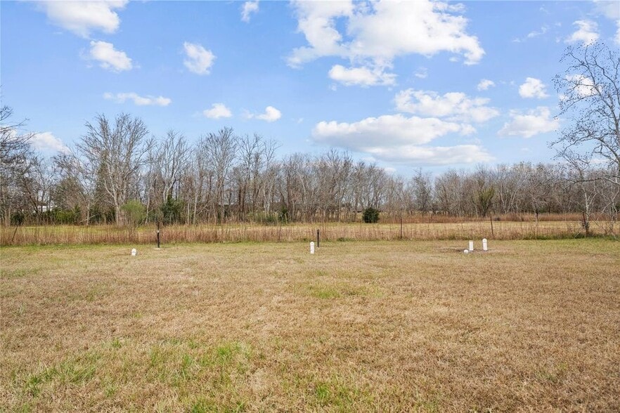 More Photos Of 19645 Nordt Rd, Damon Manufactured Housing Mobile Home Park For Sale