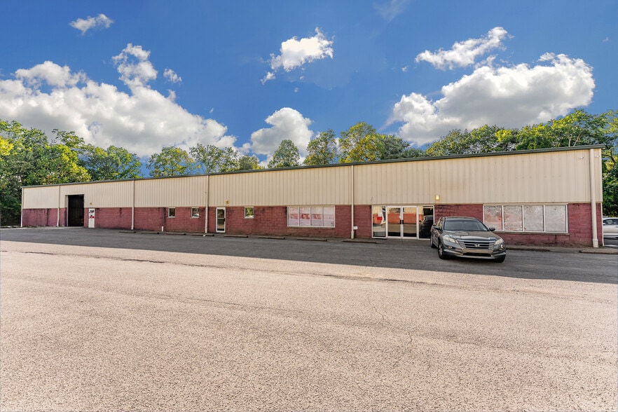 More Photos Of 951 Point Marion Rd, Morgantown Light Manufacturing For Sale