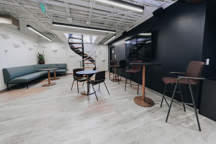 More Photos Of 2040 14th St, Boulder Office For Lease