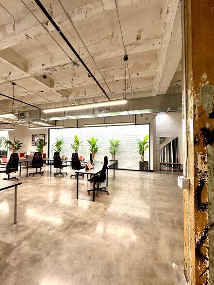 More Photos Of 2410 Polk St, Houston Office For Lease