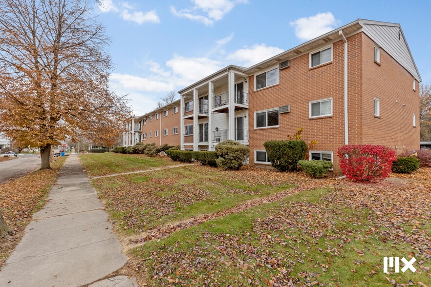 More Photos Of 100 Taylor St, Coldwater Apartments For Sale