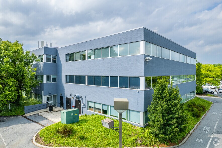 More Photos Of 95 Highland Ave, Bethlehem Office For Lease