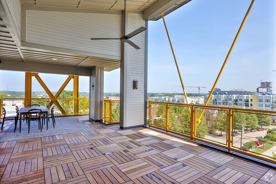 More Photos Of 1425 Winnifred St, Charlotte Apartments For Lease