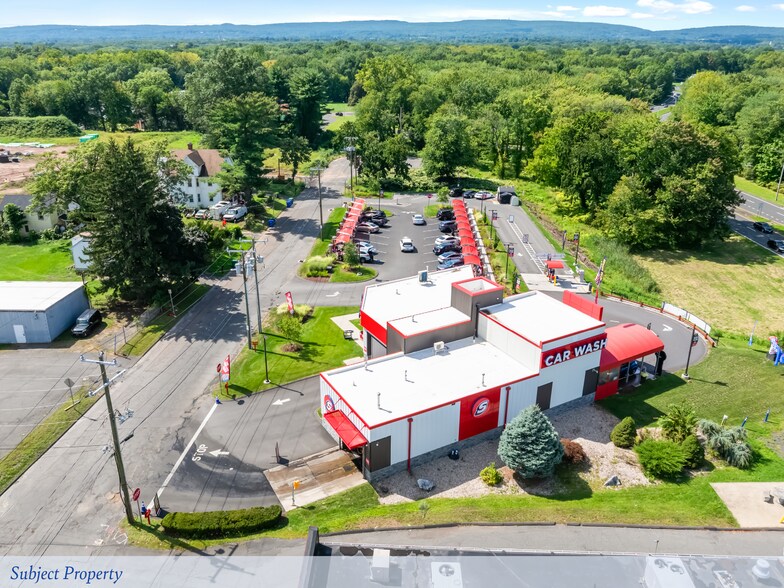 More Photos Of 16 Maplewood Ave, Bloomfield Carwash For Sale