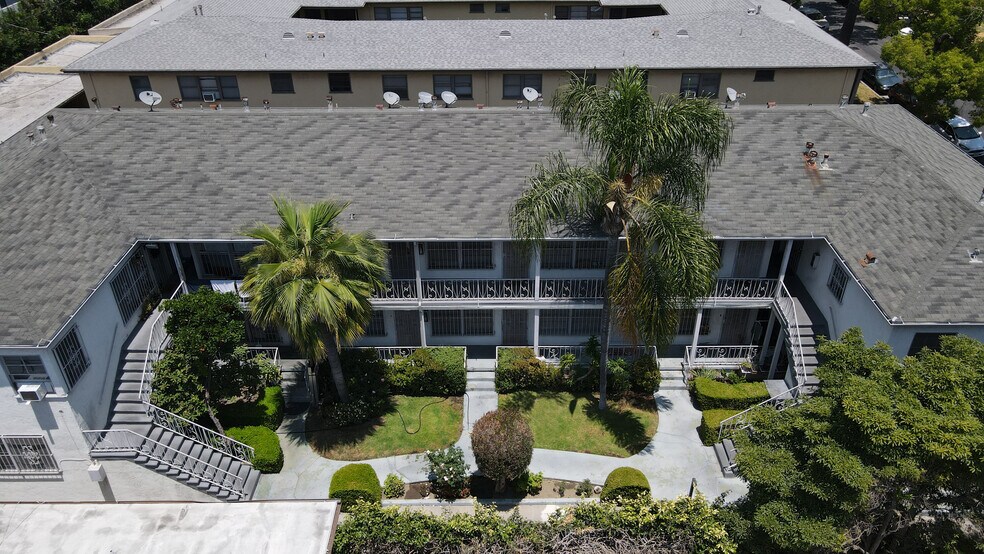 More Photos Of 343 S Occidental Blvd, Los Angeles Apartments For Sale