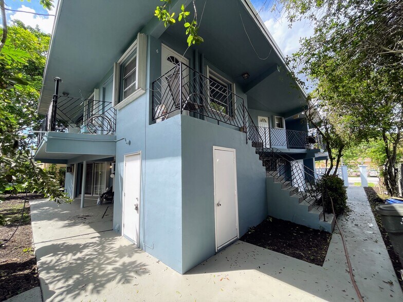 More Photos Of 3760 SW 1st St, Fort Lauderdale Apartments For Sale