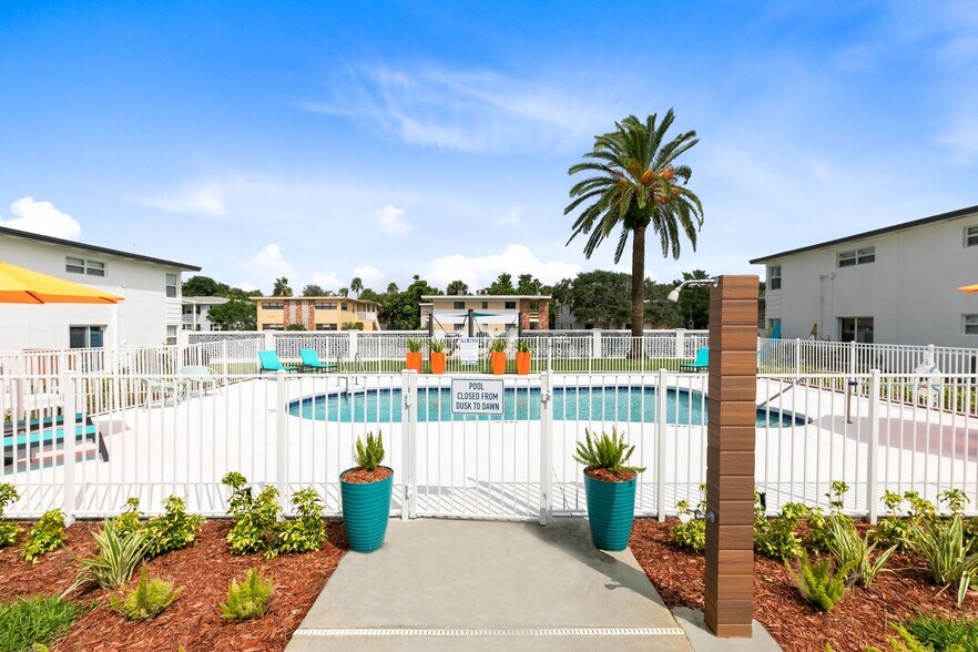 More Photos Of 1024 Park Dr, Indian Harbour Beach Apartments For Sale