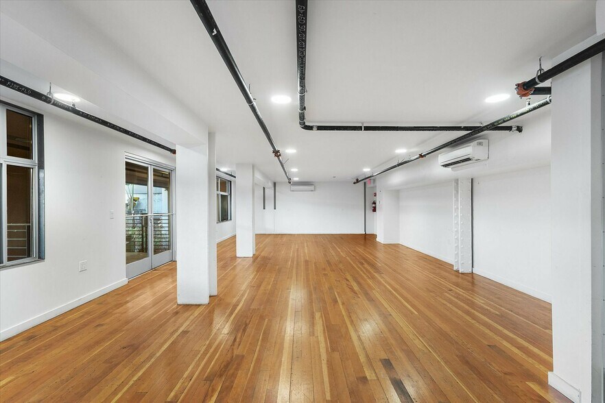 More Photos Of 272-274 14th St, Oakland Storefront Retail Office For Sale