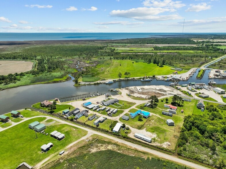 More Photos Of 219 Hill St, Engelhard Marina For Sale