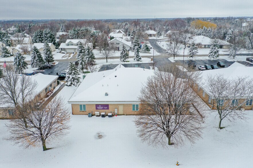 More Photos Of W6180 Aerotech Dr, Appleton Office For Lease