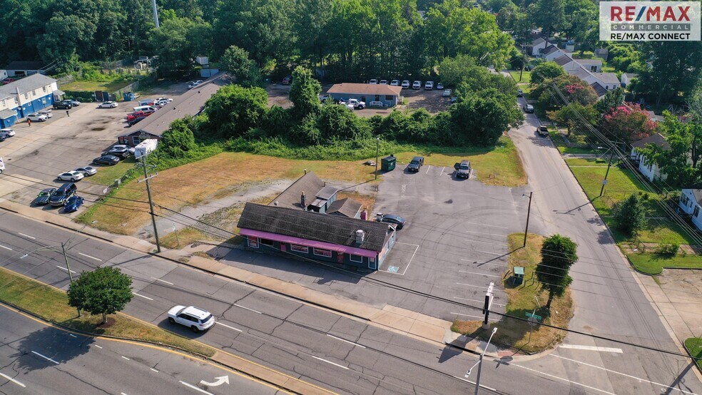 More Photos Of 9900 Jefferson Ave, Newport News Restaurant For Sale