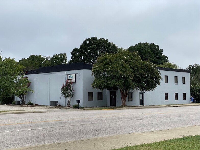 More Photos Of 528 S Cherry Rd, Rock Hill Warehouse For Lease