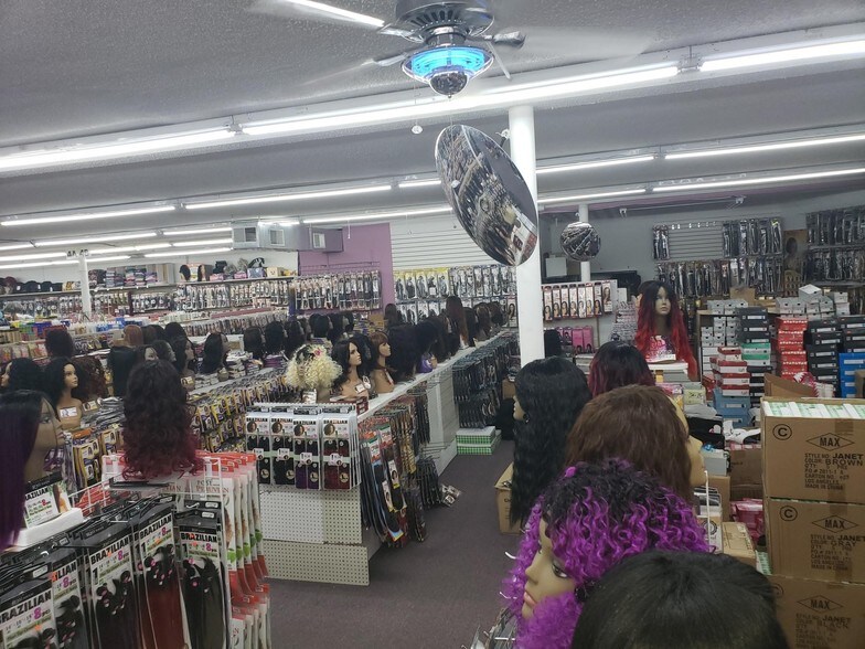 More Photos Of 932 Airport Rd, Ferguson Freestanding For Sale