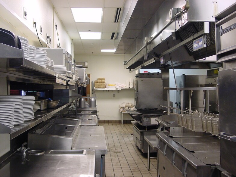 More Photos Of 6855 Douglas Blvd, Douglasville Restaurant For Lease