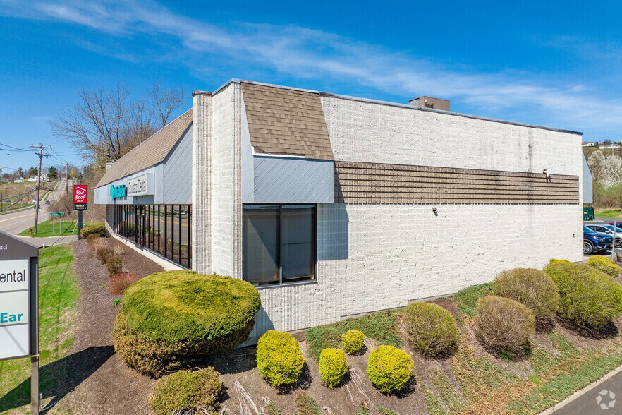 Primary Photo Of 310 Reynolds Rd, Johnson City General Retail For Sale