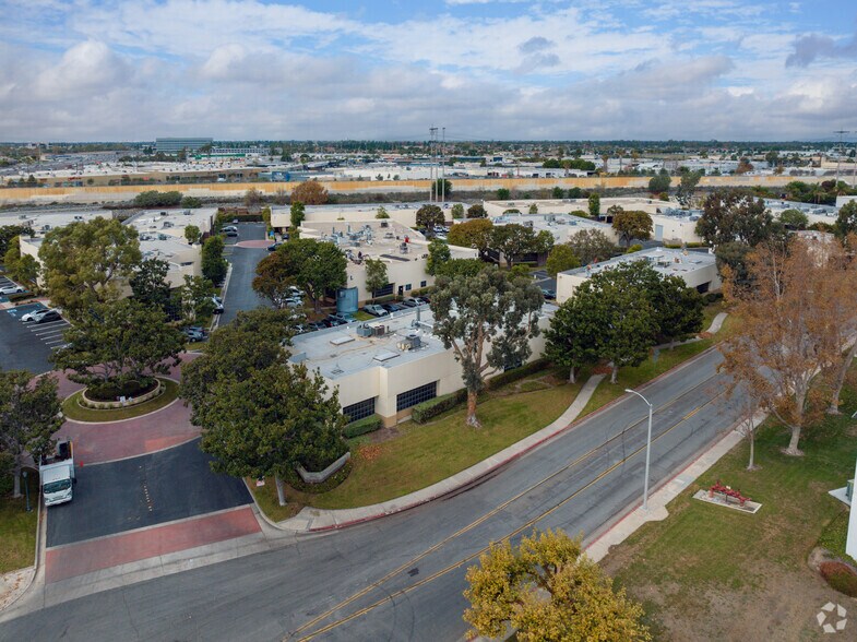 More Photos Of 3505 Cadillac Ave, Costa Mesa Research And Development For Sale