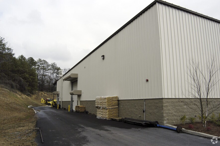 More Photos Of 5430 Ga-85 Hwy, Forest Park Distribution For Lease