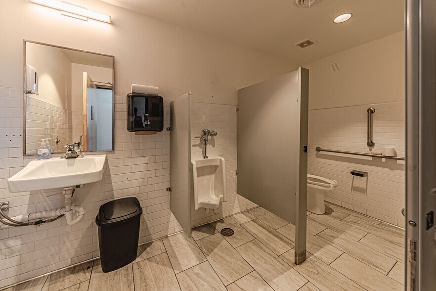 More Photos Of 516 E Elm St, Trinidad Restaurant For Sale