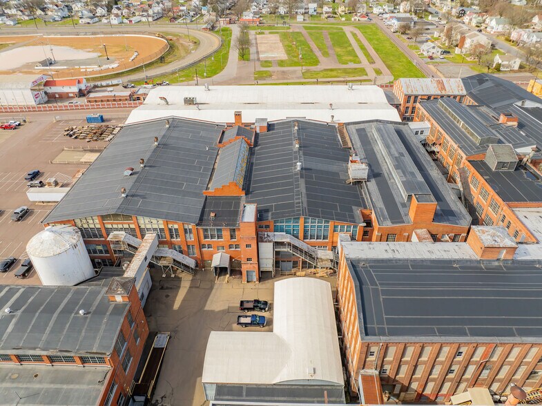 More Photos Of 480 W 5th St, Bloomsburg Manufacturing For Sale