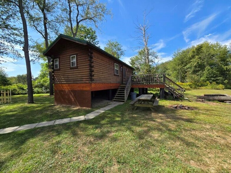 More Photos Of 604 Oak Ridge Rd, Oak Ridge Hotel For Sale