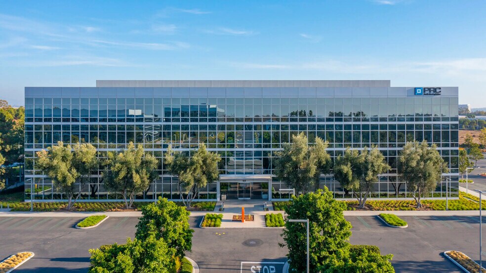 More Photos Of 46 Discovery, Irvine Unknown For Lease