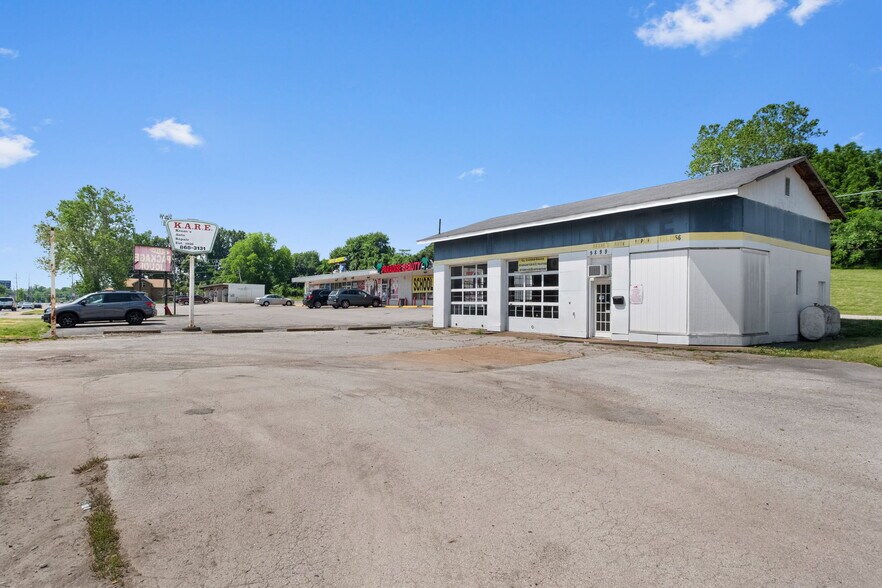 More Photos Of 9895-9897 Halls Ferry Rd, Saint Louis Freestanding For Sale