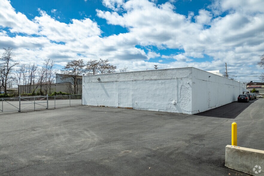 More Photos Of 1153 W Elizabeth Ave, Linden Warehouse For Lease