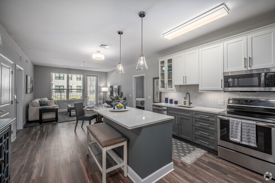 More Photos Of 1100 Market St, Dresher Multifamily For Sale