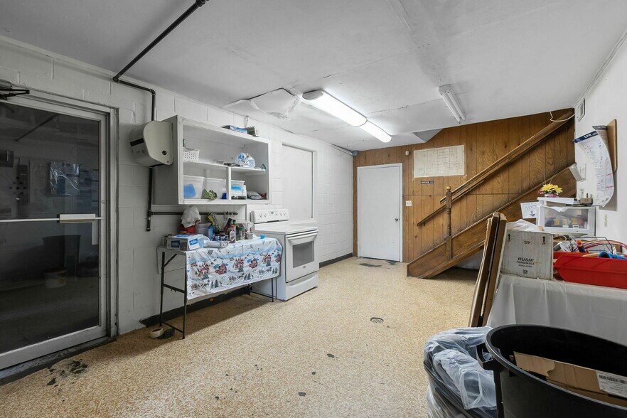 More Photos Of 3006 State Highway FF, Jackson Industrial For Sale