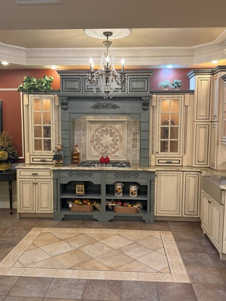 More Photos Of 10515-10535 Crestwood Dr, Manassas Medical For Sale