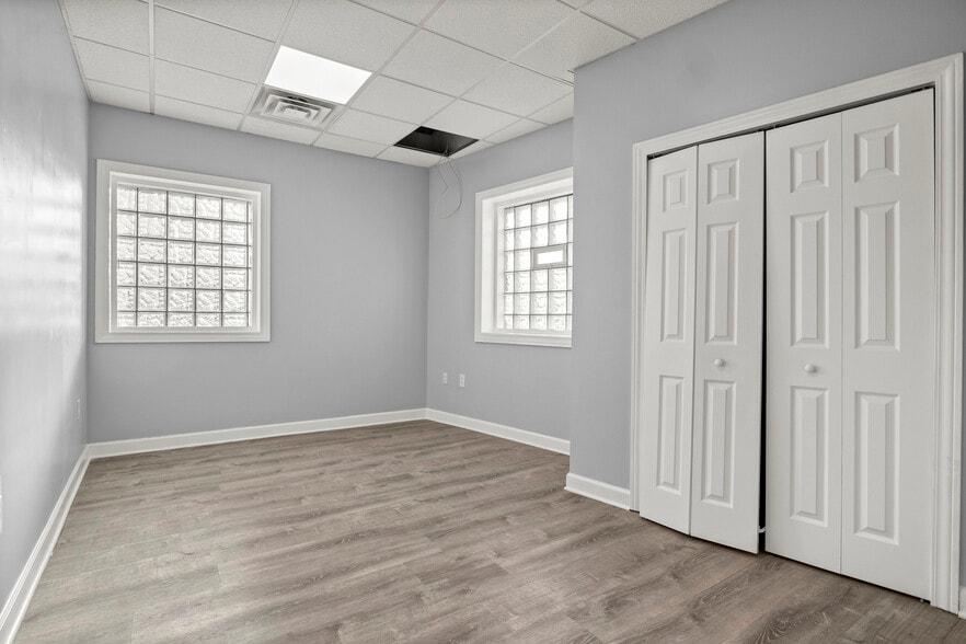 More Photos Of 32413 Michigan Ave, Wayne Freestanding For Sale