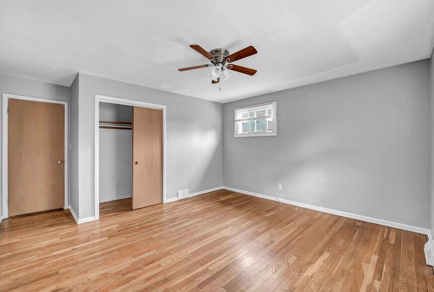 More Photos Of 885 S Green Rd, Cleveland Apartments For Sale