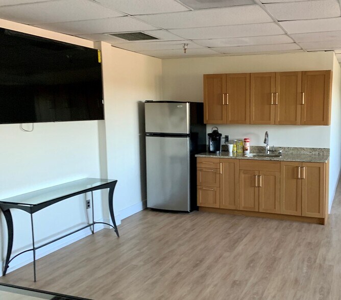More Photos Of 10505 Judicial Dr, Fairfax Office For Lease