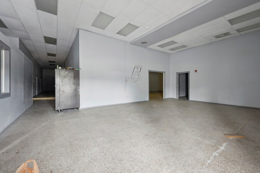 More Photos Of 3410 Concord Rd, Beaumont Storefront For Sale