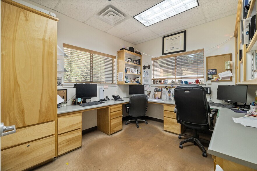 More Photos Of 1825 Buenaventura Blvd, Redding Hospital For Sale