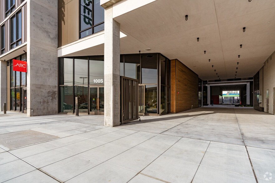 More Photos Of 100 Hooper St, San Francisco Unknown For Lease