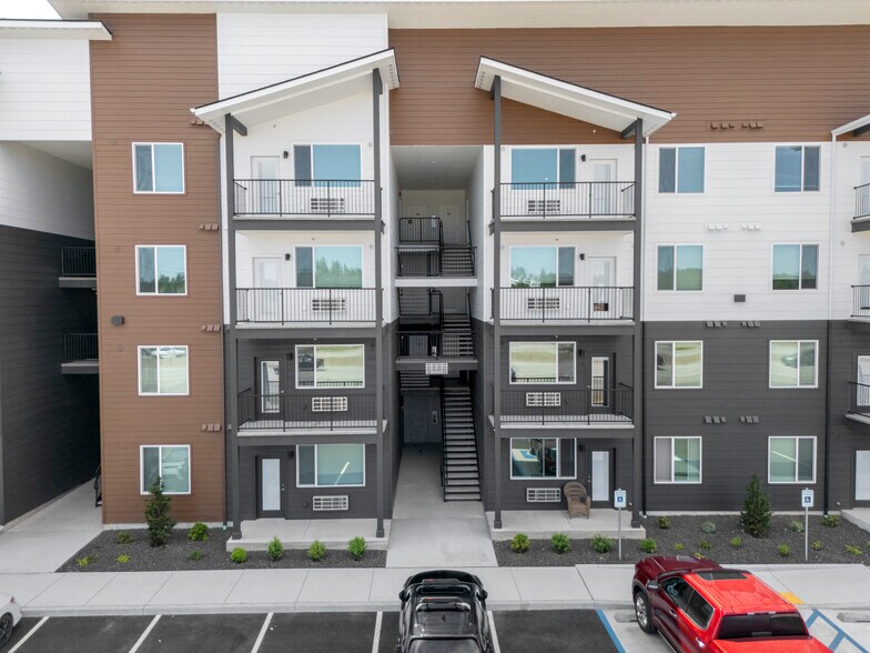 More Photos Of 12608 E Nora Ave, Spokane Valley Apartments For Sale