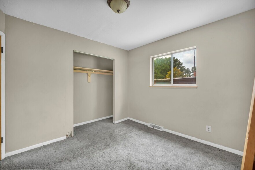 More Photos Of 818-850 S Green Rd, South Euclid Apartments For Sale