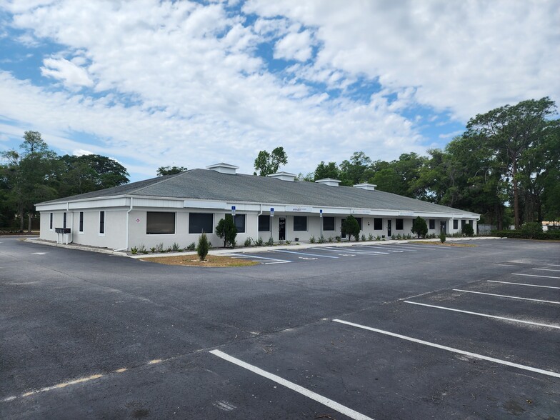 Primary Photo Of 16332-16352 Cortez Blvd, Brooksville Medical For Lease